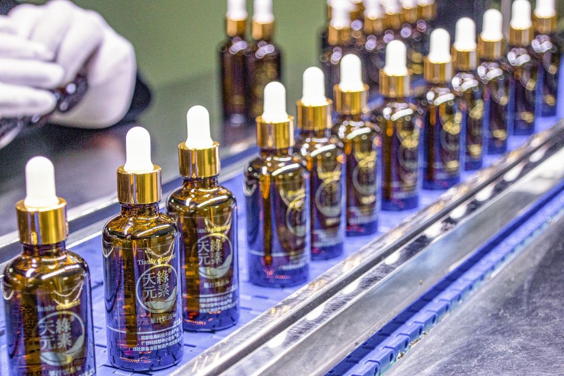 【權(quán)威發(fā)布】廣西官媒聯(lián)合報道：天緣綠集團(tuán)以生物科技傳承中醫(yī)藥文化，譜寫健康中國新篇章